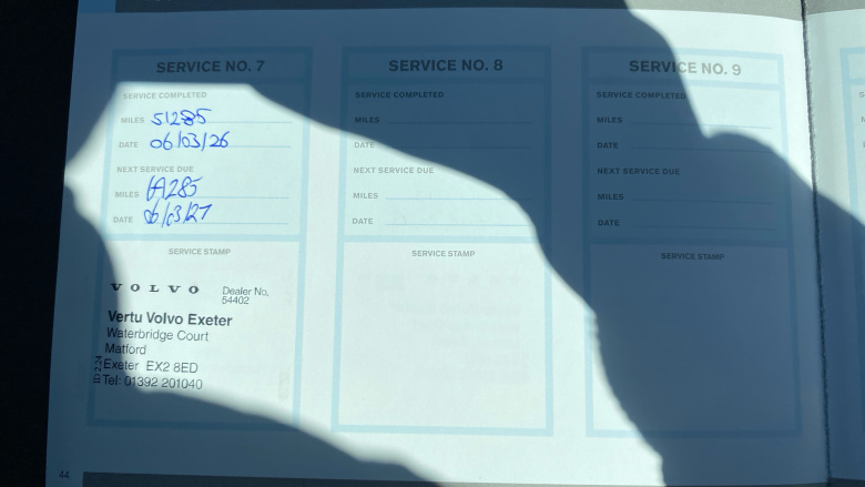 Volvo Xc40 2.0 T4 R DESIGN Pro 5dr AWD Geartronic Petrol Estate